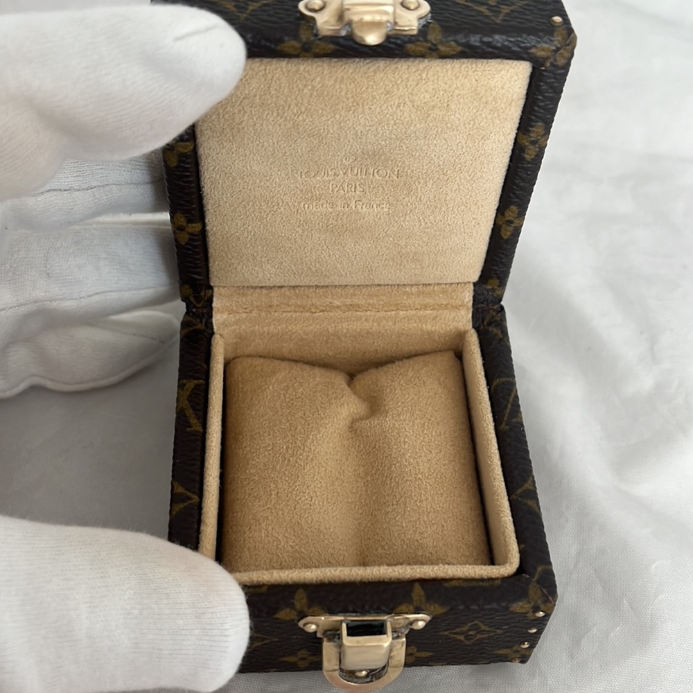 Louis Vuitton Ecrin Declaration Mini Jewelry Trunk - Picture 9 of 10